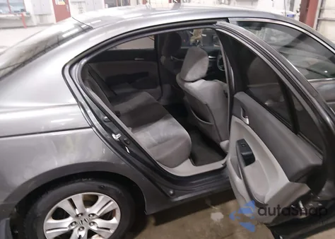 2010 Honda Accord 2.4 Lx-P z USA, uszkodzony, nr VIN 1HGCP2F45AA148043